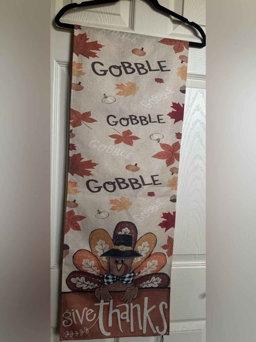 NWT Thanksgiving 'Gobble' Table Runner in Beige, Brown, Orange, Fall, 13x72
